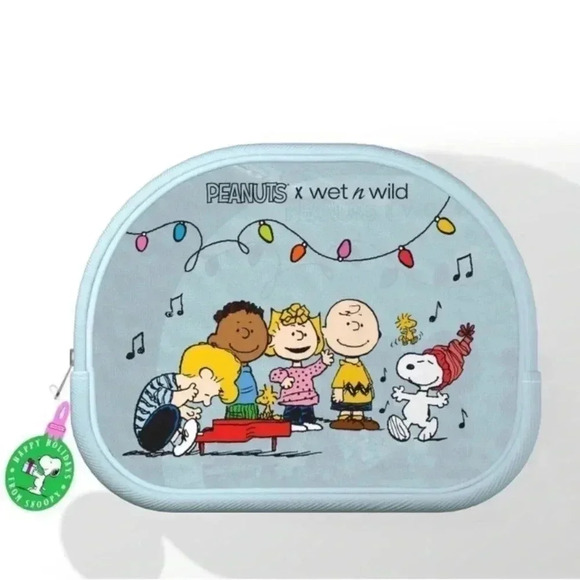 NEW WET N WILD LIMITED EDITION  MAKEUP BAG - Picture 2 of 6